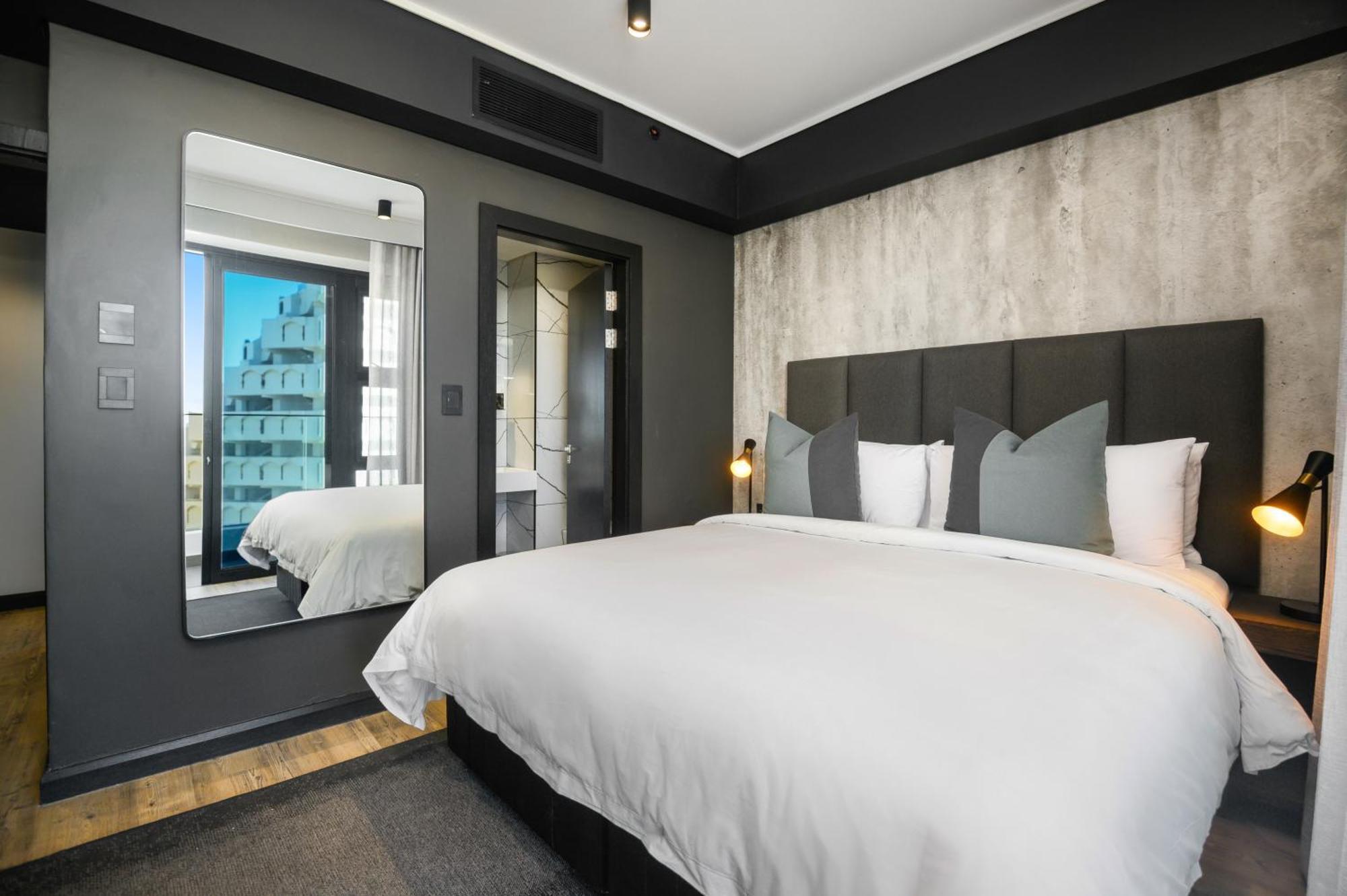 The Capital Pearls Hotel Durban Bagian luar foto
